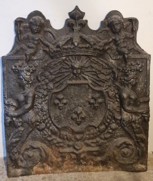 Piastre in ghisa da camino antica